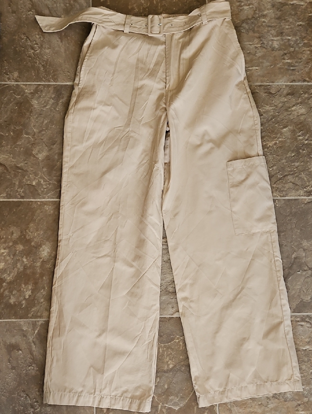 High-Rise Beige Cargo Pants with Matching Belt